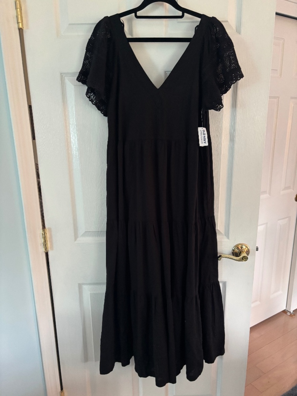 Old Navy Tiered Maxi Dress with Lace Sleeves Medium